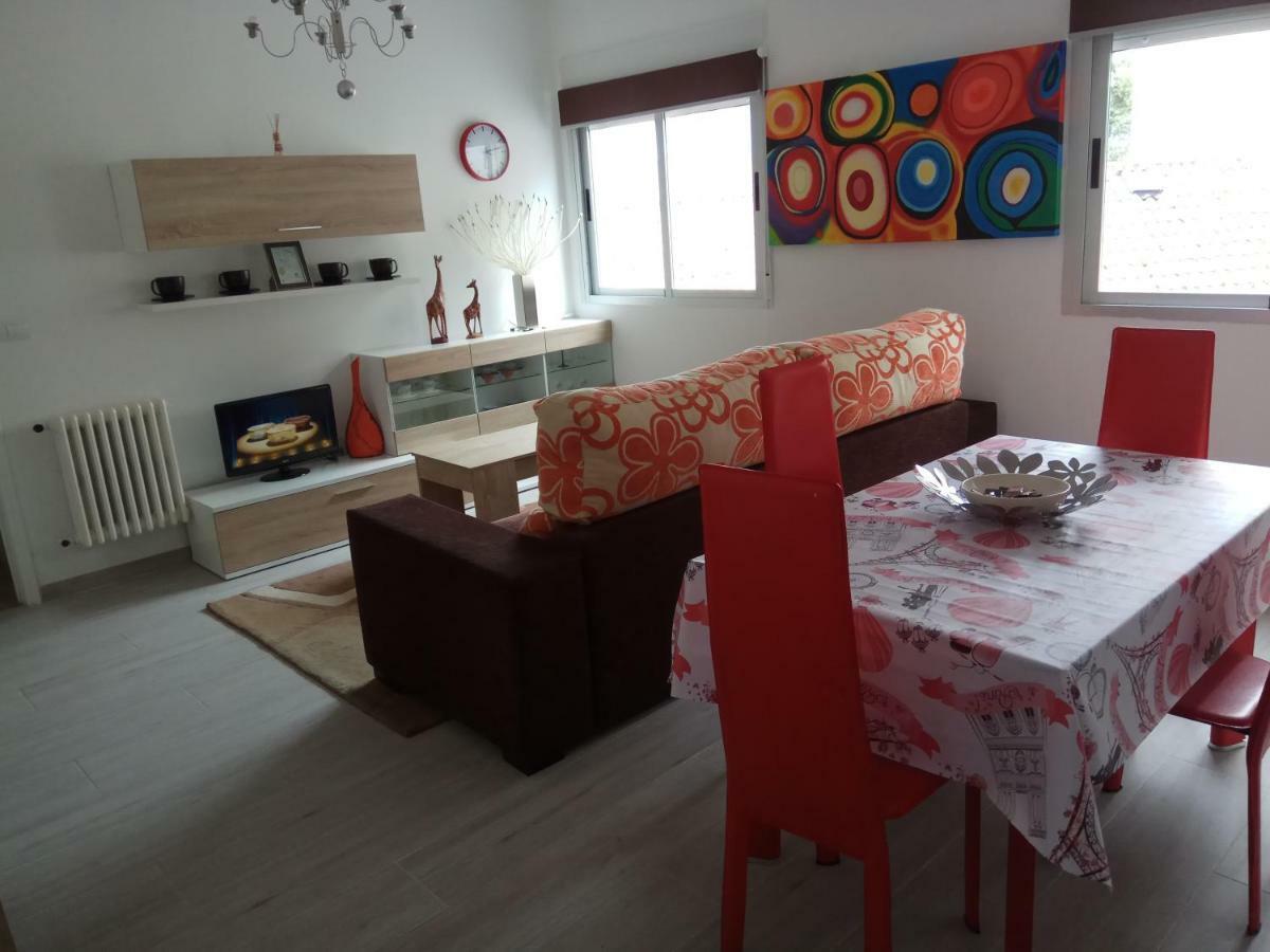 Apartamento En El Centro De Lalín מראה חיצוני תמונה